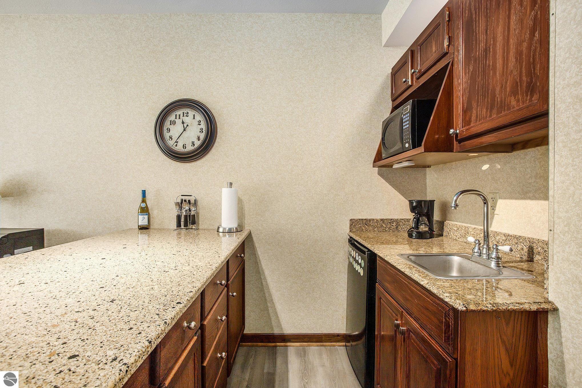 Bellaire, Michigan 49615, United States, 1 Bedroom Bedrooms, ,1 BathroomBathrooms,Residential,Active,181011