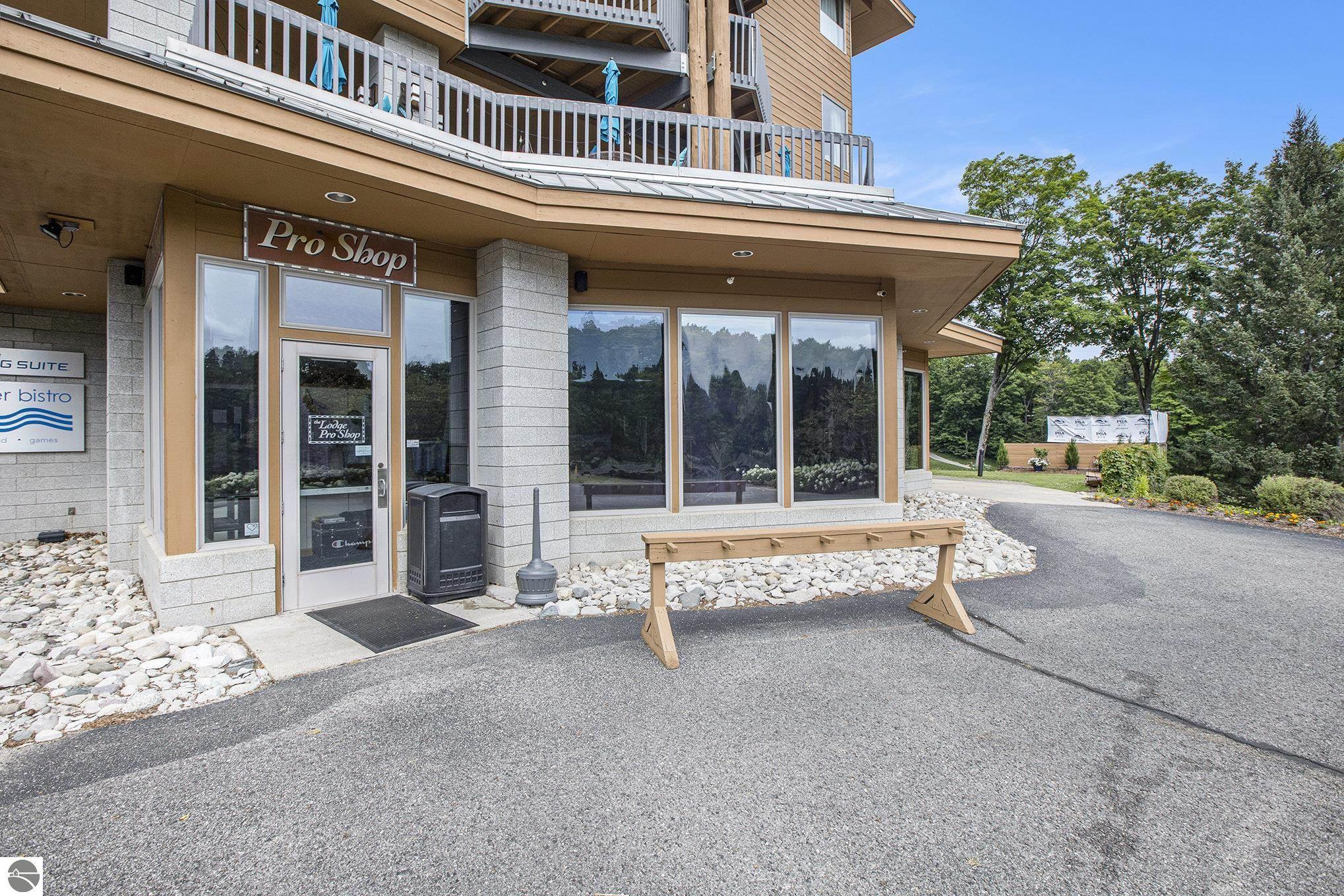 Bellaire, Michigan 49615, United States, 1 Bedroom Bedrooms, ,1 BathroomBathrooms,Residential,Active,181011