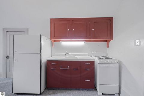 Tiny photo for 530 South Union Street, Traverse City, MI 49684 (MLS # 1941363)