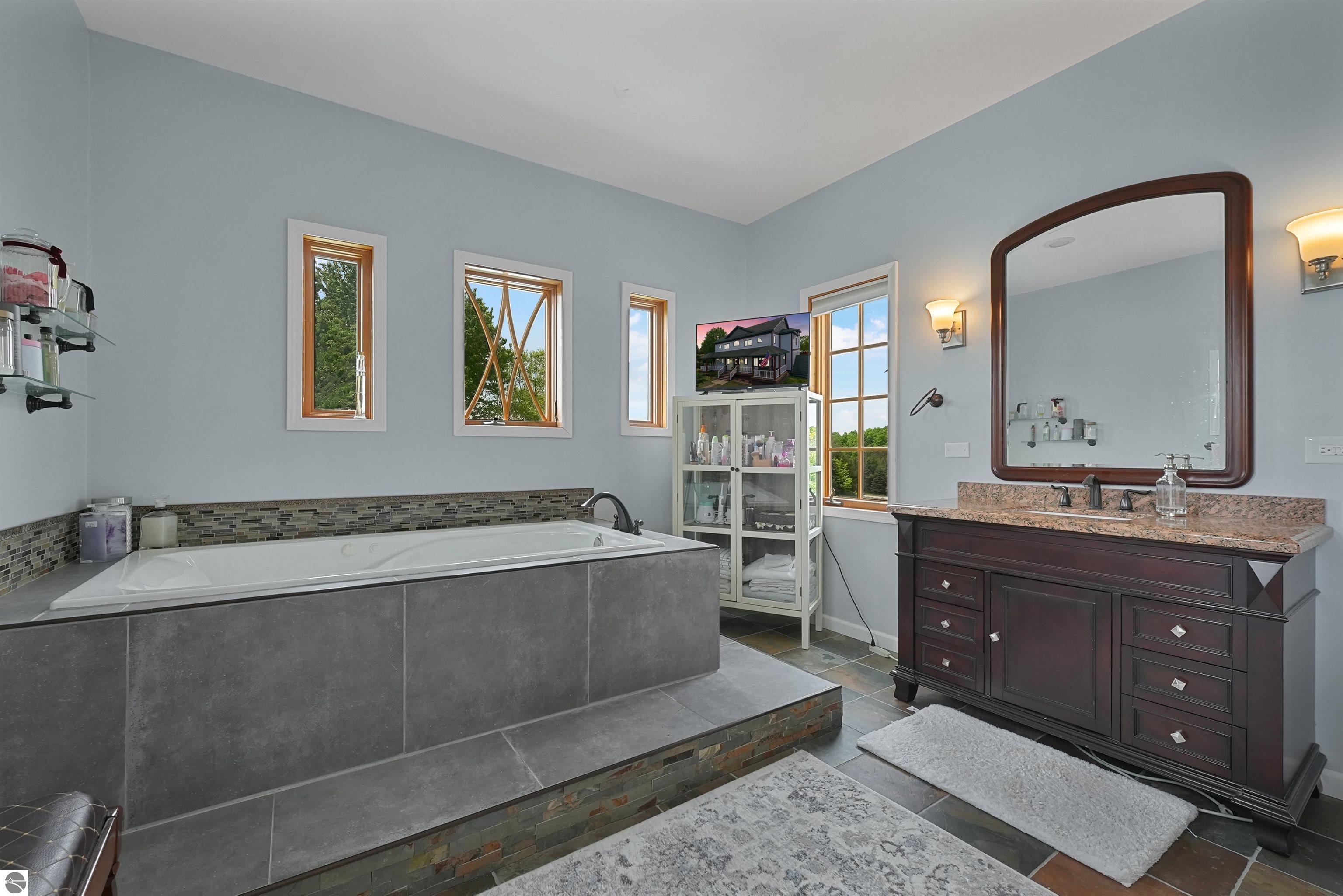 Fife Lake, Michigan 49633, United States, 6 Bedrooms Bedrooms, ,5 BathroomsBathrooms,Residential,Active,151298