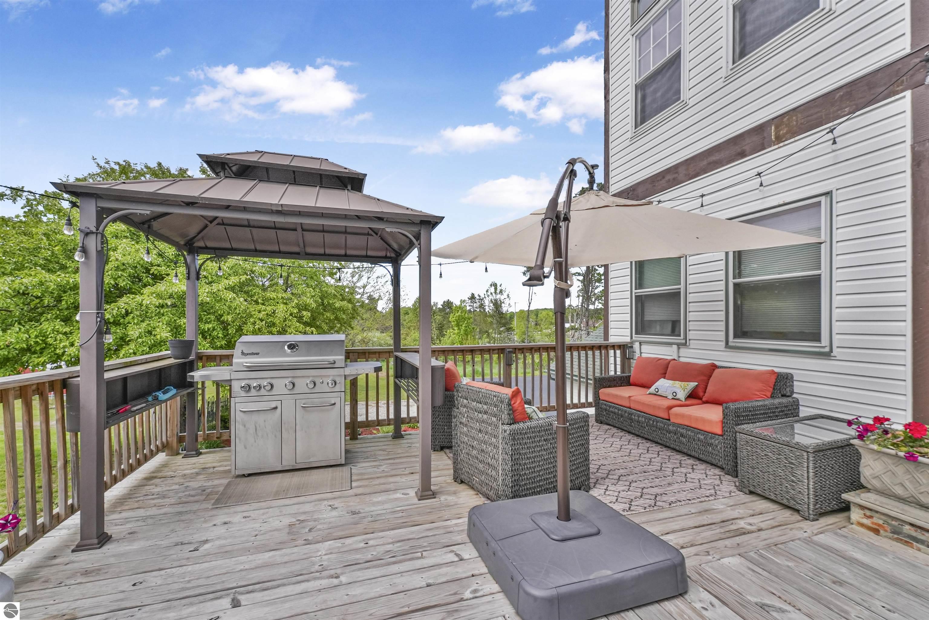 Fife Lake, Michigan 49633, United States, 6 Bedrooms Bedrooms, ,5 BathroomsBathrooms,Residential,Active,151298