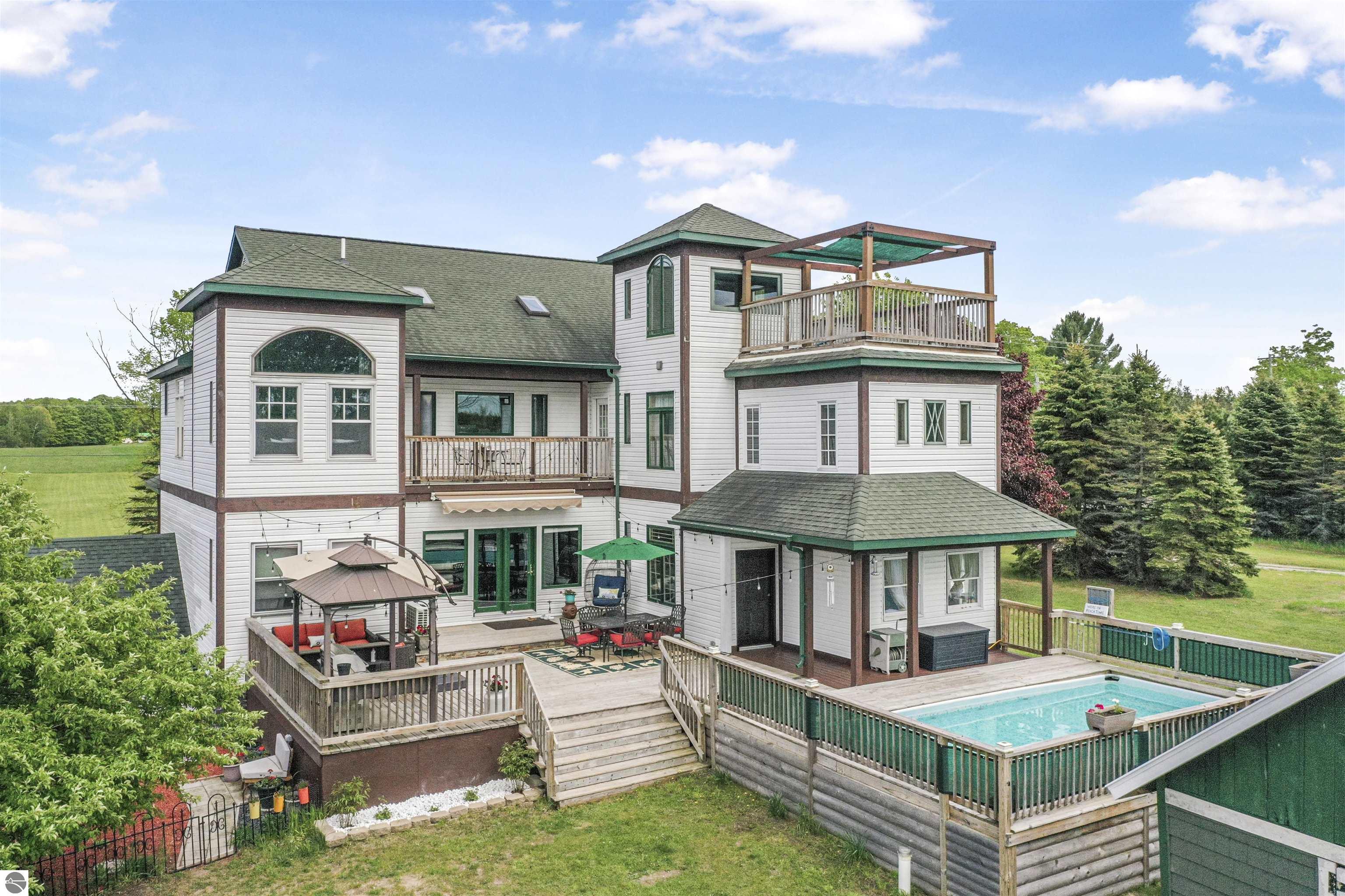 Fife Lake, Michigan 49633, United States, 6 Bedrooms Bedrooms, ,5 BathroomsBathrooms,Residential,Active,151298