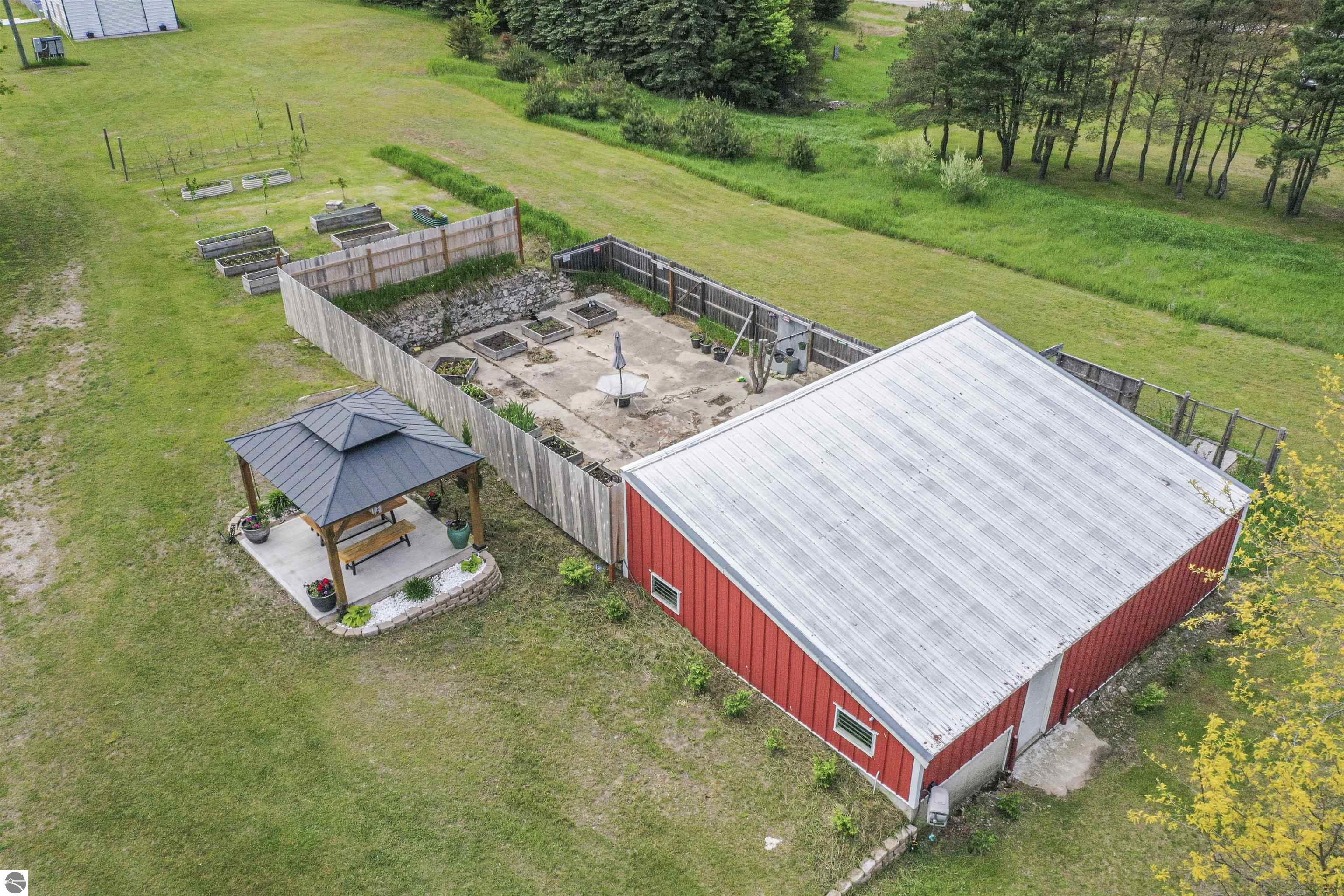 Fife Lake, Michigan 49633, United States, 6 Bedrooms Bedrooms, ,5 BathroomsBathrooms,Residential,Active,151298