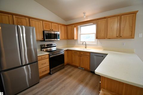 Tiny photo for 7155 Applewood Drive, Charlevoix, MI 49720 (MLS # 1940648)