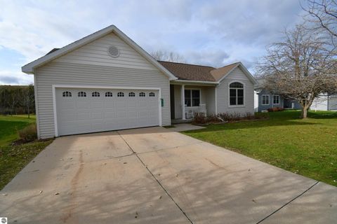 Tiny photo for 7155 Applewood Drive, Charlevoix, MI 49720 (MLS # 1940648)
