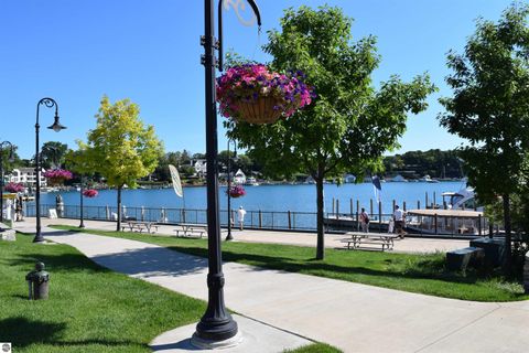 Tiny photo for 7155 Applewood Drive, Charlevoix, MI 49720 (MLS # 1940648)