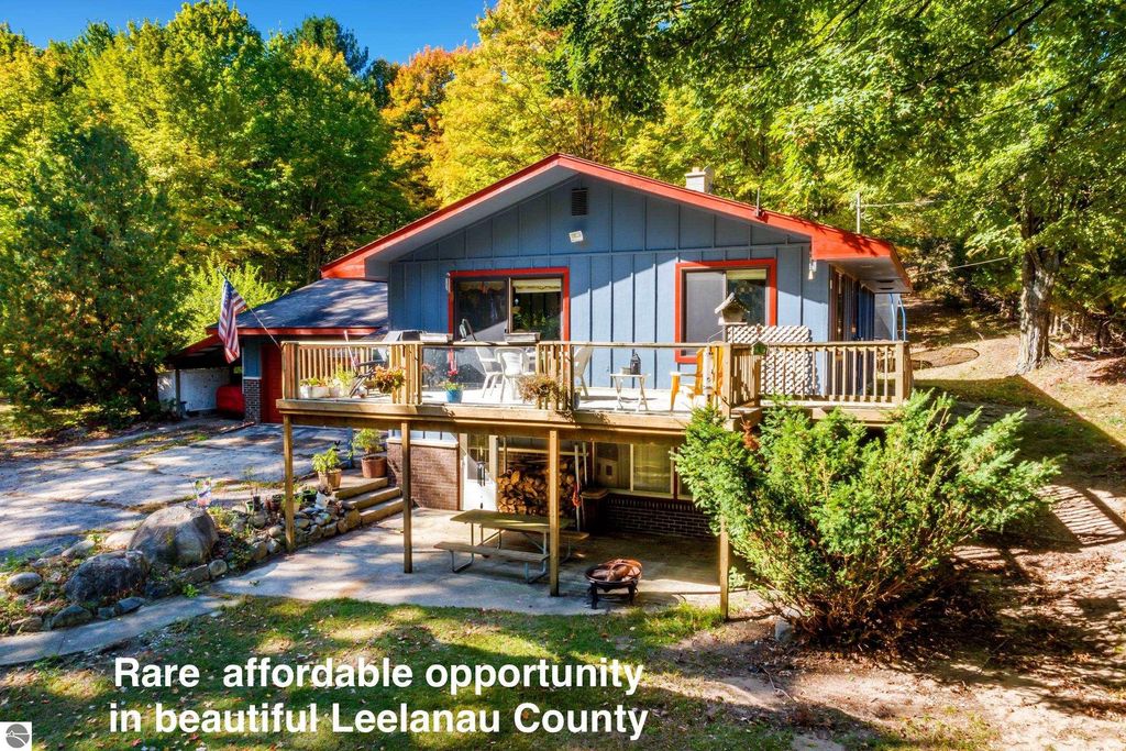 Photo of 3010 S Lake Shore Drive, Lake Leelanau, MI 49653 (MLS # 1939690)