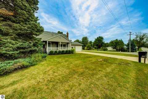 Tiny photo for 624 Fenton Street, Kingsley, MI 49649 (MLS # 1940103)