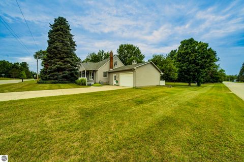 Tiny photo for 624 Fenton Street, Kingsley, MI 49649 (MLS # 1940103)