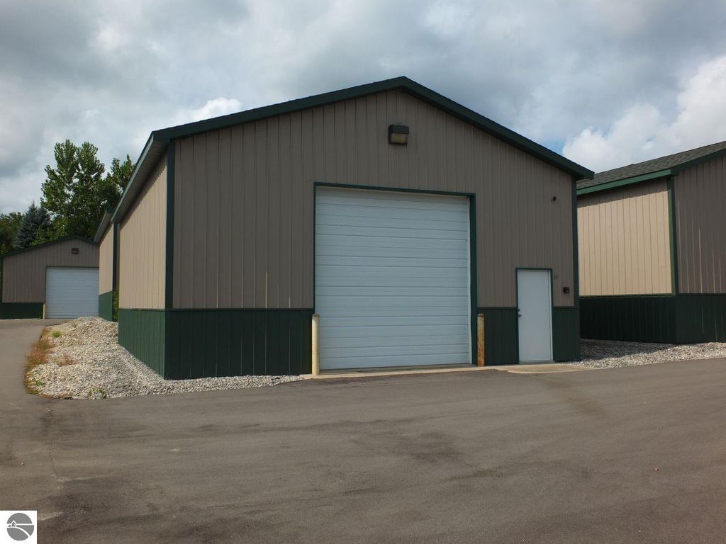 Photo of 1400 McGregor Way, Grawn, MI 49643 (MLS # 1938803)