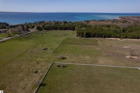 Tiny photo for 3619 Tompkins Road, Traverse City, MI 49686 (MLS # 1933700)