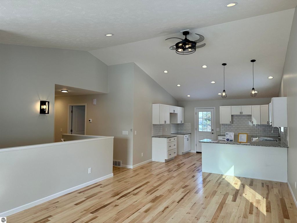 Photo of 1009 Birmley Estates Drive, Traverse City, MI 49696 (MLS # 1939789)