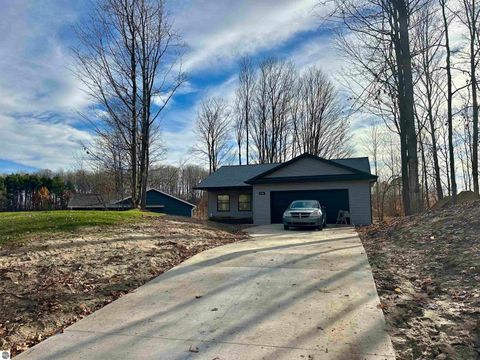 Tiny photo for 1009 Birmley Estates Drive, Traverse City, MI 49696 (MLS # 1939789)