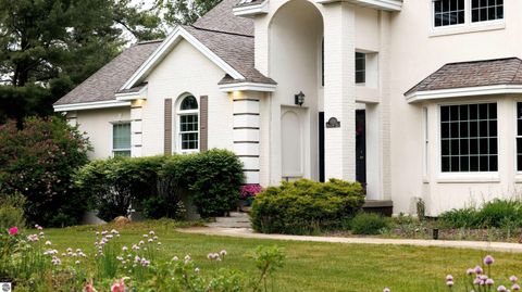 Tiny photo for 624 White Pine Drive, Cadillac, MI 49601 (MLS # 1939529)