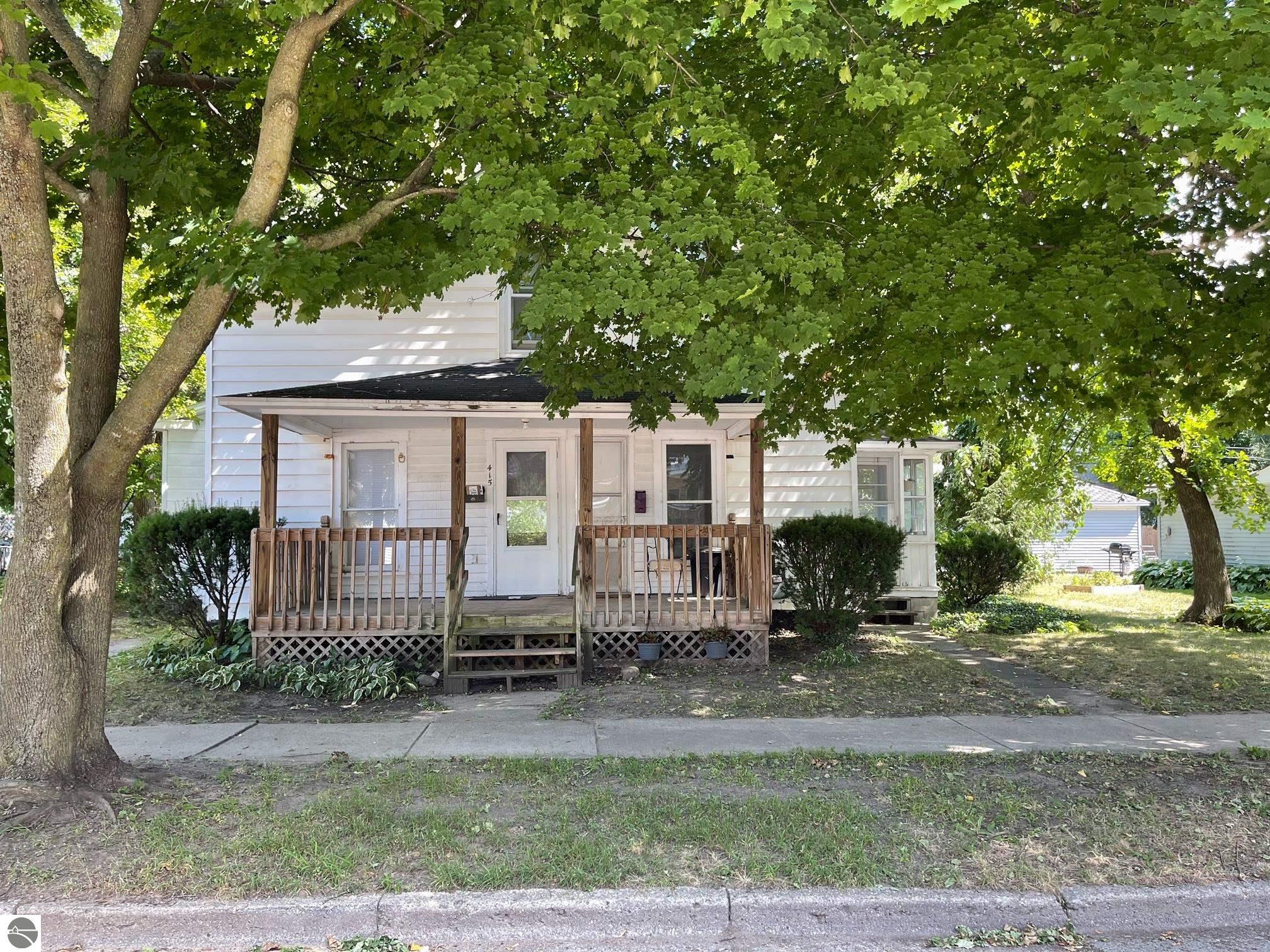 Photo 1 of 30 — 415 S Franklin 1, Mt Pleasant, MI 48858
