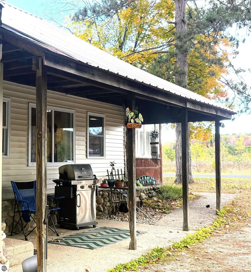 Photo of 4273 N Dickerson Road, Manton, MI 49663 (MLS # 1939674)