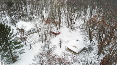 Tiny photo for 11401 Hibner Road, Hartland, MI 48353 (MLS # 1941085)