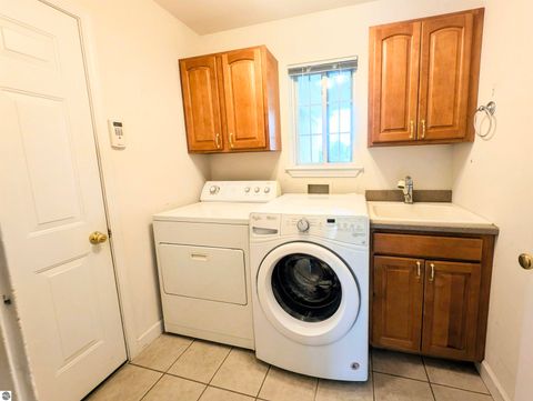 Tiny photo for 1408 Abbey Lane, Mt Pleasant, MI 48858 (MLS # 1940432)