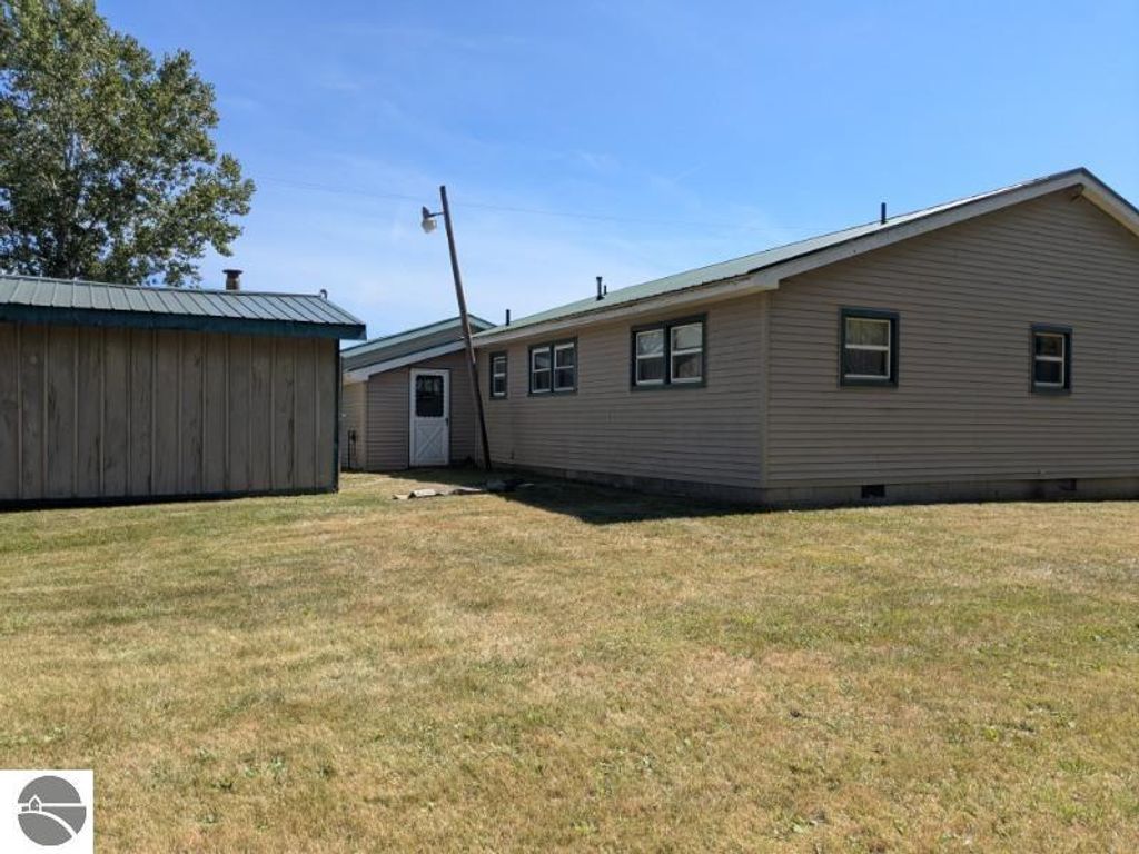 Photo of 10 W Maple Ridge Road, Twining, MI 48766 (MLS # 1933326)