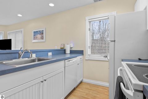 Tiny photo for 1995 US-31 N #220, Traverse City, MI 49686 (MLS # 1940976)