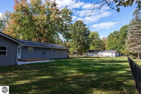 Tiny photo for 1308 Woodland Street, Clare, MI 48617 (MLS # 1939513)