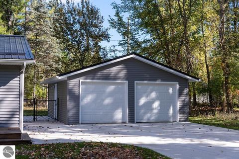 Tiny photo for 1308 Woodland Street, Clare, MI 48617 (MLS # 1939513)