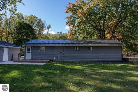 Tiny photo for 1308 Woodland Street, Clare, MI 48617 (MLS # 1939513)