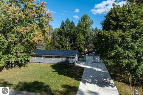 Tiny photo for 1308 Woodland Street, Clare, MI 48617 (MLS # 1939513)