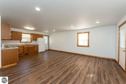 Tiny photo for 1308 Woodland Street, Clare, MI 48617 (MLS # 1939513)
