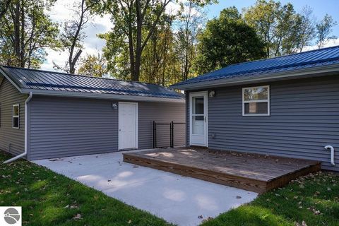 Tiny photo for 1308 Woodland Street, Clare, MI 48617 (MLS # 1939513)
