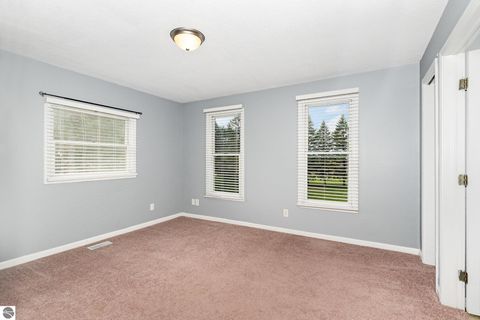 Tiny photo for 706 S Lincoln Avenue, Alma, MI 48801 (MLS # 1939961)