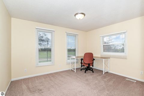 Tiny photo for 706 S Lincoln Avenue, Alma, MI 48801 (MLS # 1939961)