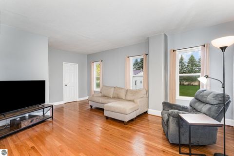 Tiny photo for 706 S Lincoln Avenue, Alma, MI 48801 (MLS # 1939961)