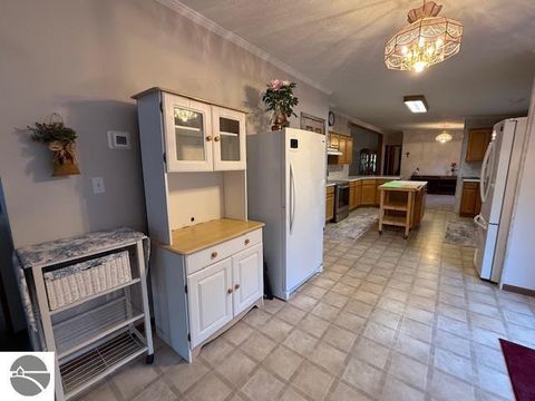 Tiny photo for 10526 County Road 502, Roscommon, MI 48653 (MLS # 1939951)