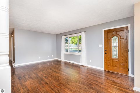 Tiny photo for 320 W Grand Avenue, Mt Pleasant, MI 48858 (MLS # 1939362)