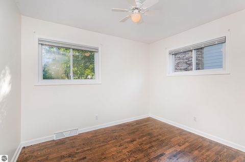 Tiny photo for 320 W Grand Avenue, Mt Pleasant, MI 48858 (MLS # 1939362)