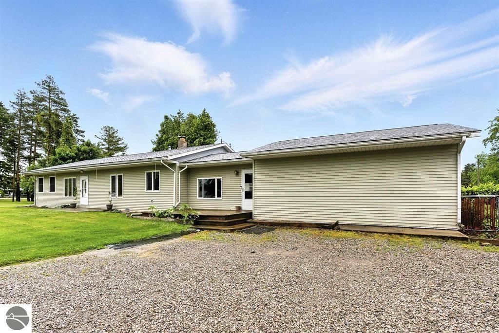 Photo of 534 S Main Street, Au Gres, MI 48703 (MLS # 1936122)