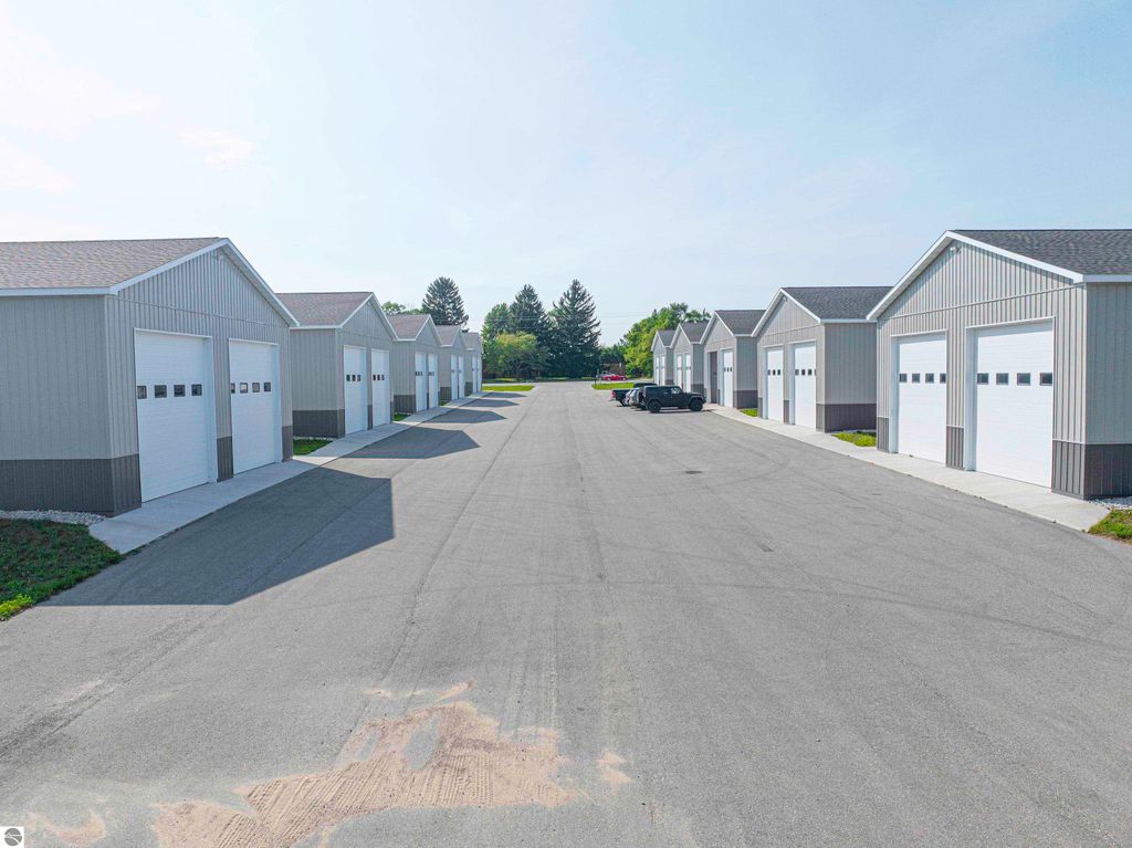Photo of 5932 Storage Loop Drive #17, Traverse City, MI 49685 (MLS # 1939069)