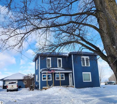 Photo of 481 E Remus Road, Mt Pleasant, MI 48858 (MLS # 1939978)