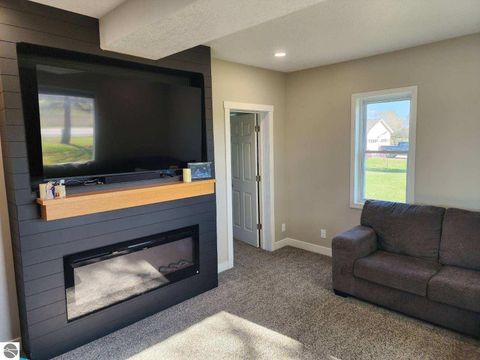 Tiny photo for 481 E Remus Road, Mt Pleasant, MI 48858 (MLS # 1939978)