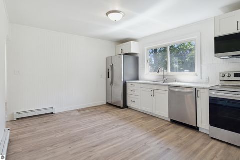 Tiny photo for 158 River Trail Drive, Bay City, MI 48706 (MLS # 1941263)