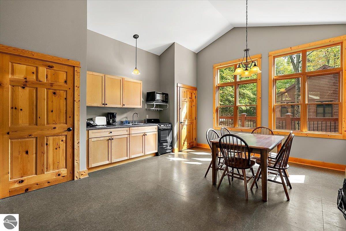 Luther, Michigan 49656, United States, ,Residential,Active,220522