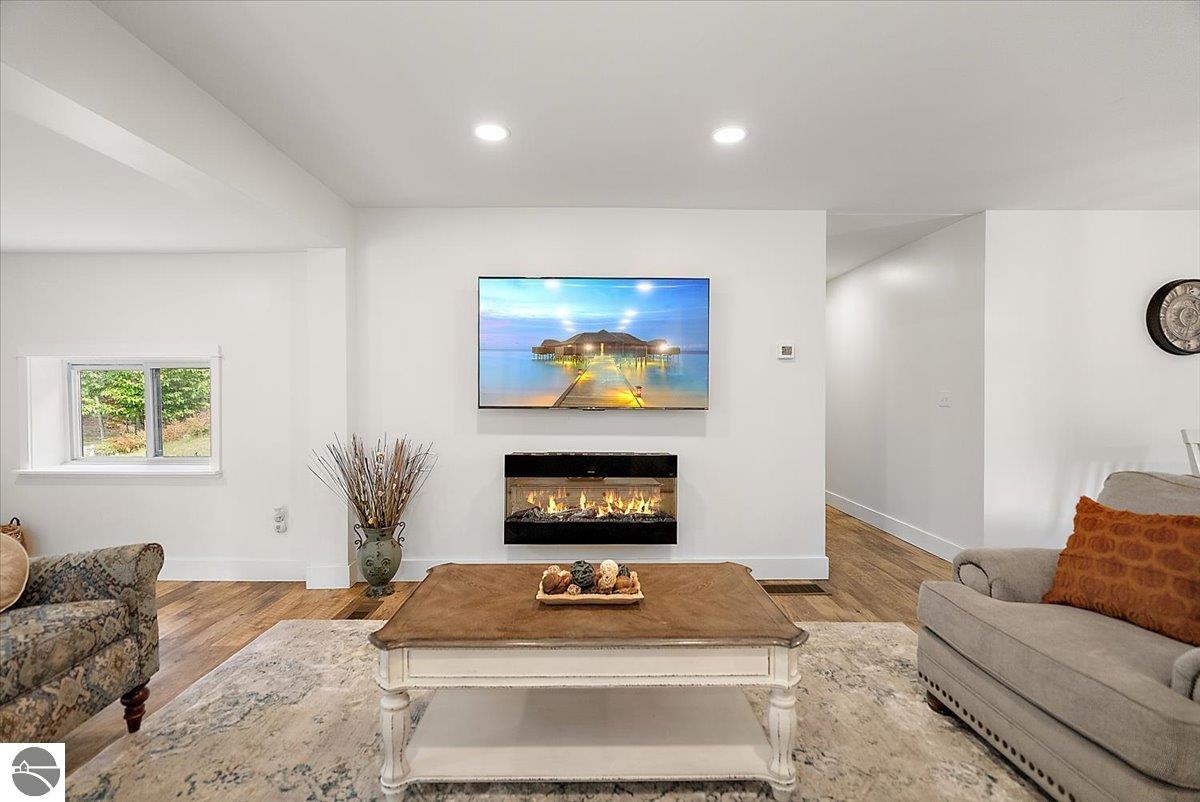 Luther, Michigan 49656, United States, ,Residential,Active,220522