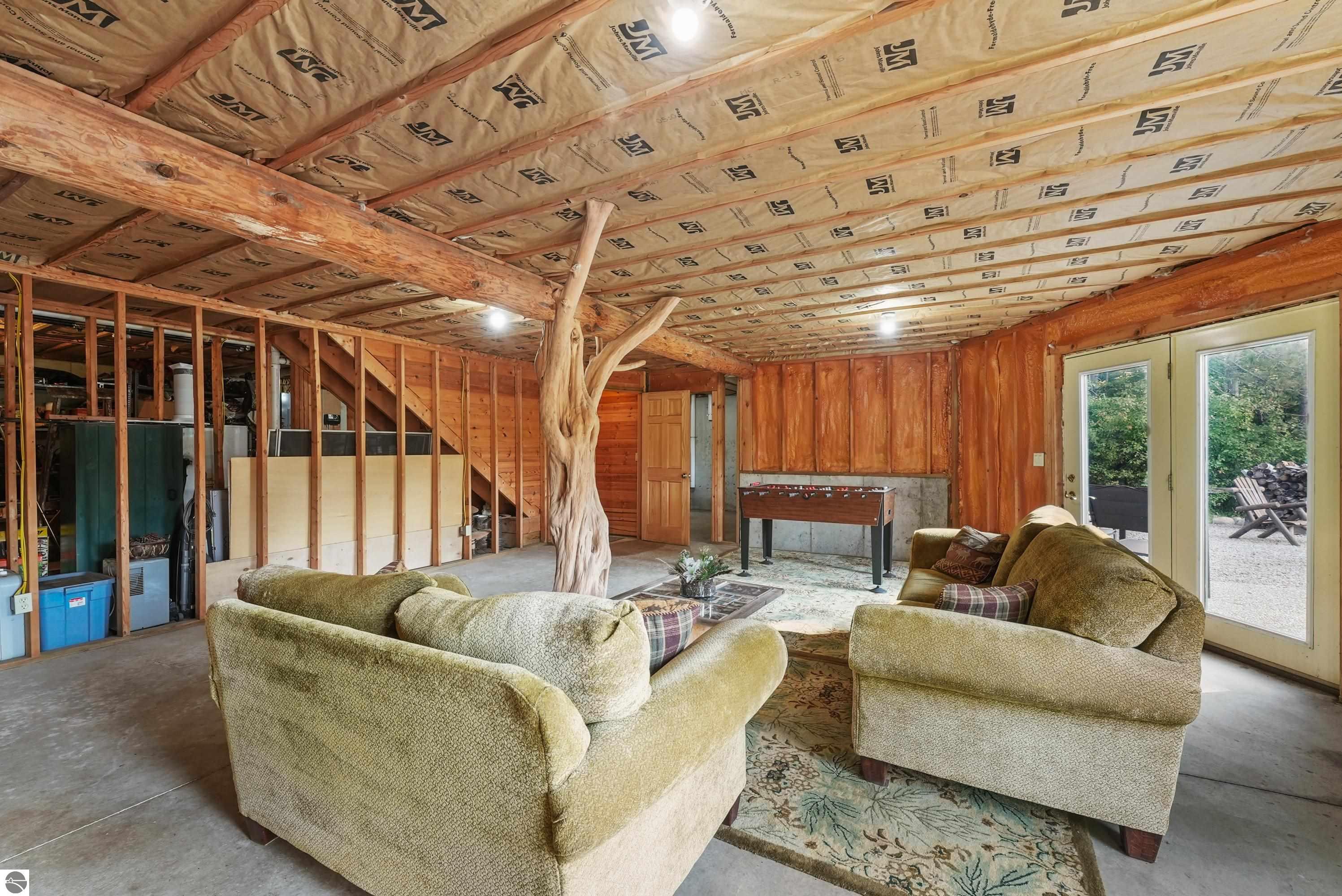 McBain, Michigan 49657, United States, 4 Bedrooms Bedrooms, ,4 BathroomsBathrooms,Residential,Active,77024