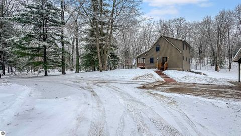 Tiny photo for 1612 S 47 3/4 Road, Cadillac, MI 49601 (MLS # 1941370)