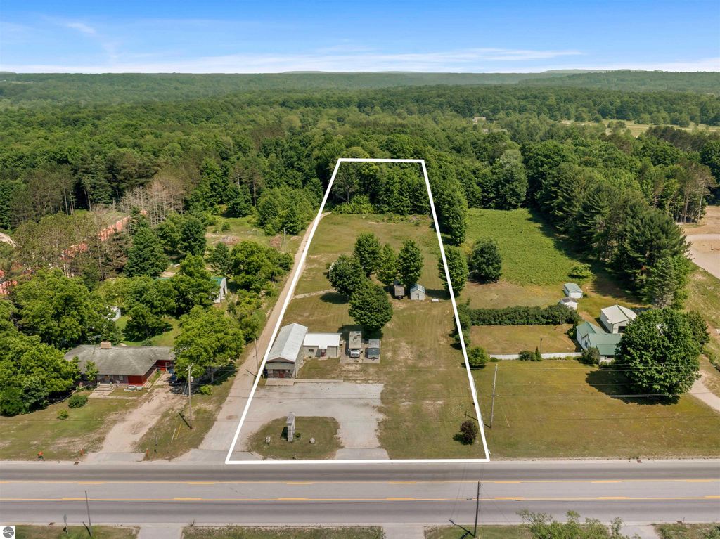 Photo of 2601 Benzie Highway, Benzonia, MI 49616 (MLS # 1936075)