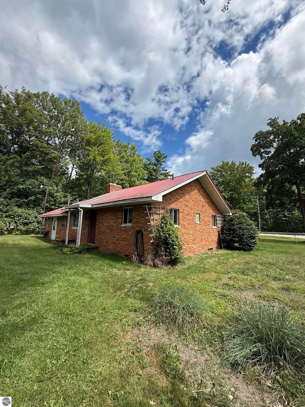 Photo of 1856 S US-23 Rd, Tawas City, MI 48763 (MLS # 1938008)
