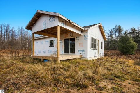 Photo of 11095 Pleasant Ridge, Mancelona, MI 49730 (MLS # 1940373)