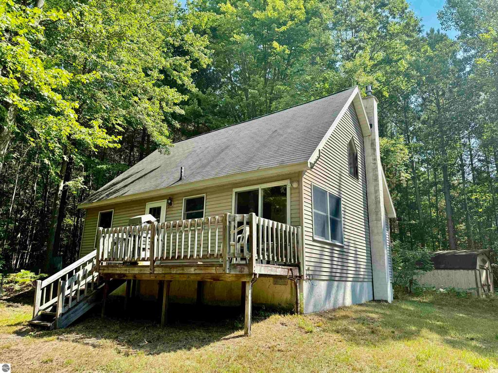 Photo of 16121 130th Avenue, Leroy, MI 49655 (MLS # 1937608)