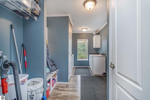 Tiny photo for 8770 N Vickeryville Road, Vestaburg, MI 48891 (MLS # 1939644)